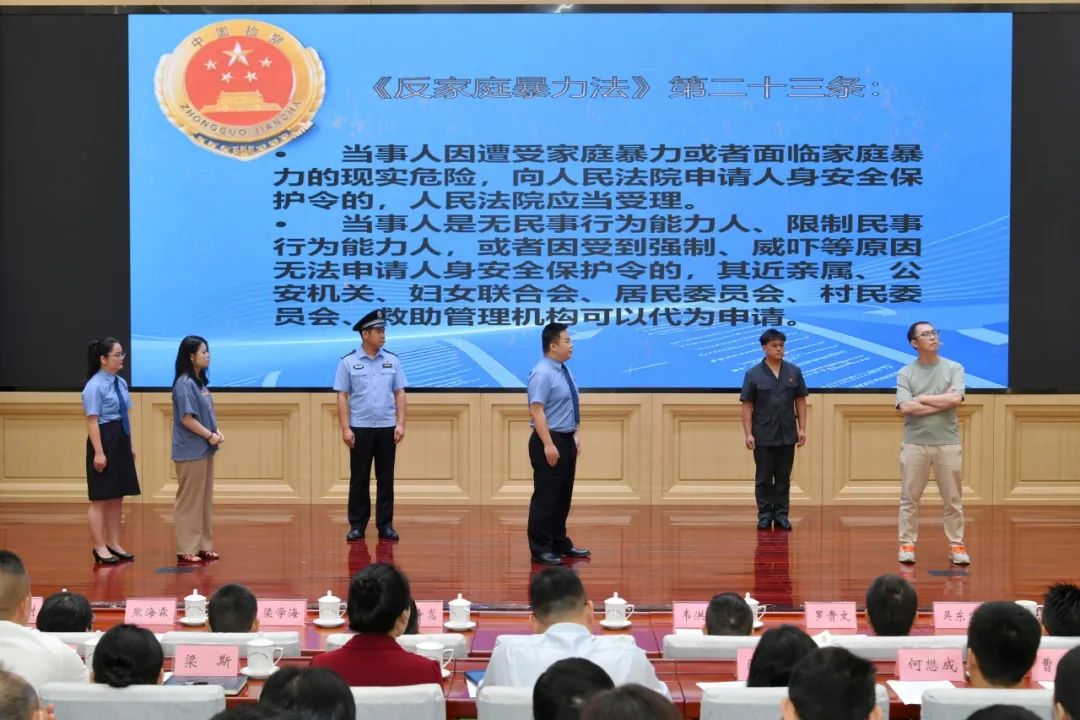 自治区检察院举办“‘典’亮生活 守护美好”检察开放日活动